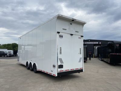 New United USH-8.5X34 Stacker w/ Dragster Lift