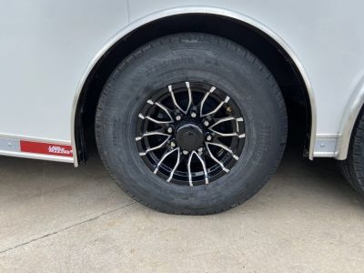 New United USH-8.5X34 Stacker w/ Dragster Lift