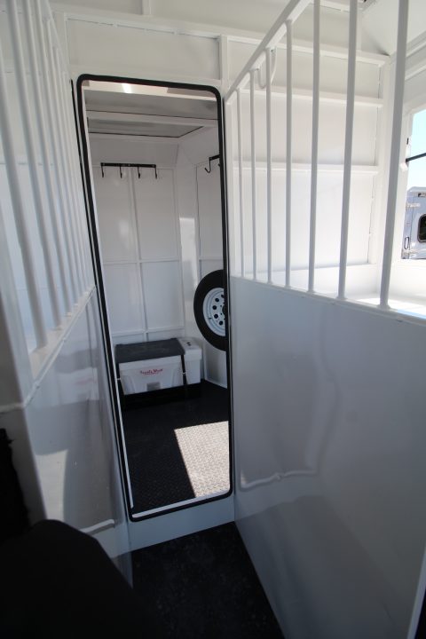New 2027 Trails West Royale SxST Warmblood 2 Horse Trailer - Straight Load - Mangers - Pass-through Door
