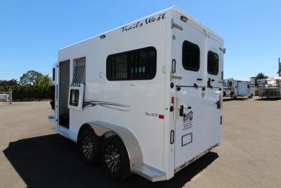 New 2027 Trails West Royale SxST Warmblood 2 Horse Trailer - Straight Load - Mangers - Pass-through Door