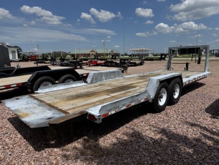 Used 2015 Midsota TB24GN Tilt Trailer