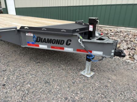 New 2026 24' 14k Diamond C Deckover Trailer