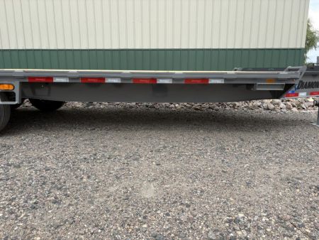 New 2026 24' 14k Diamond C Deckover Trailer