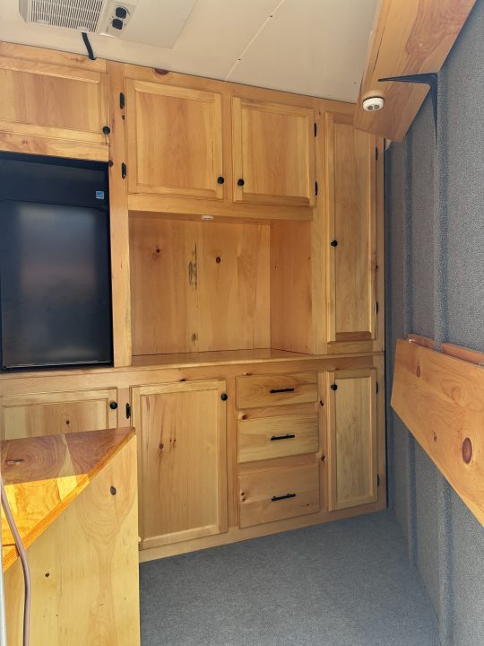 2001 Elite Trailers photo 9