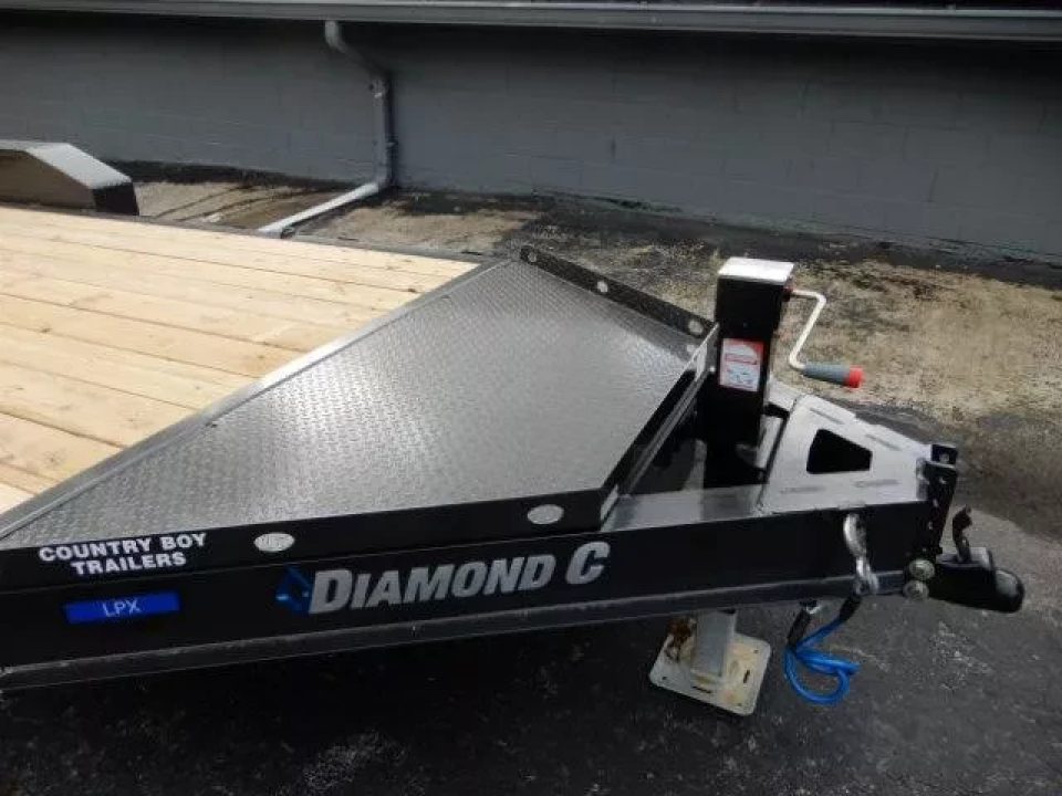 New 2026 Diamond C 82x16' Equipment, 2' Dove & Flip Ramps LPX207