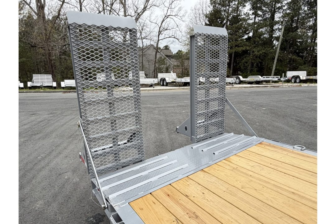 New 2026 Diamond C 80"x22' Equipment, Low Profile, 18K GVWR, LPX208