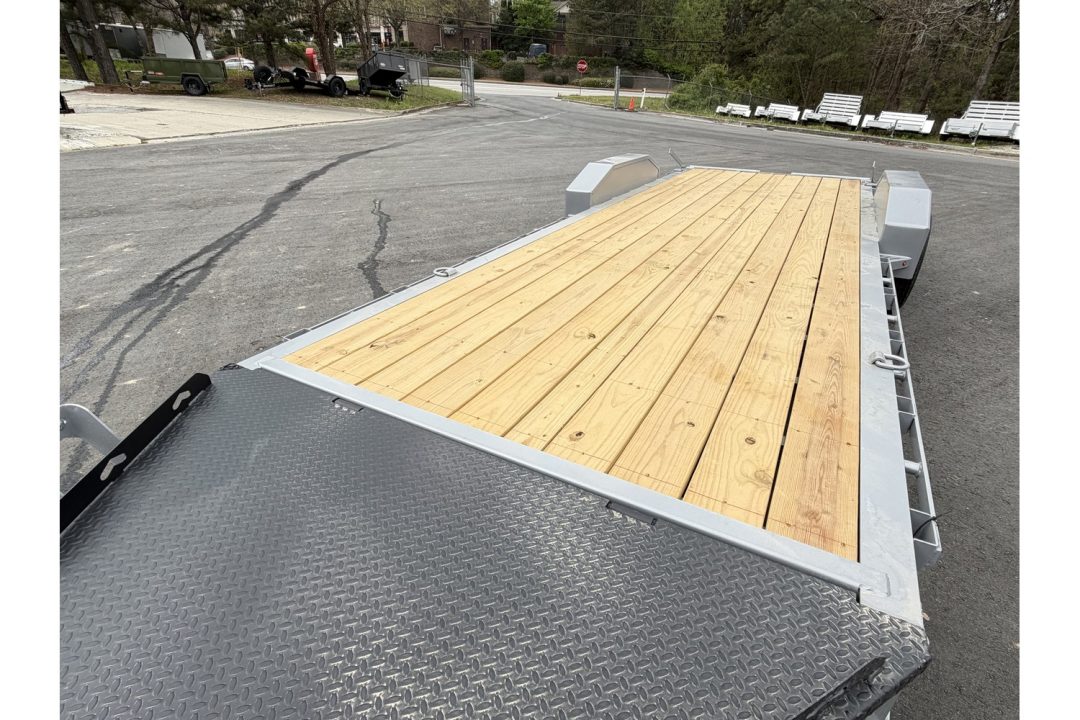 New 2026 Diamond C 80"x22' Equipment, Low Profile, 18K GVWR, LPX208