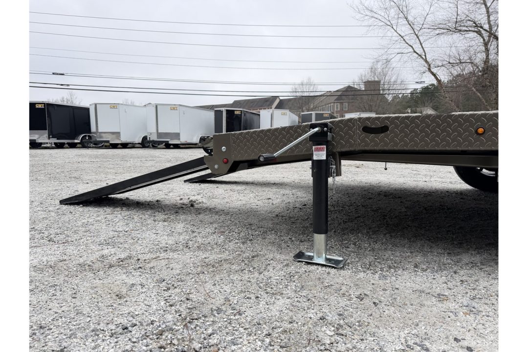 New 2026 DiamondC, 16' Car Hauler, 102" wide w/ Drive-Over Fenders GTF235