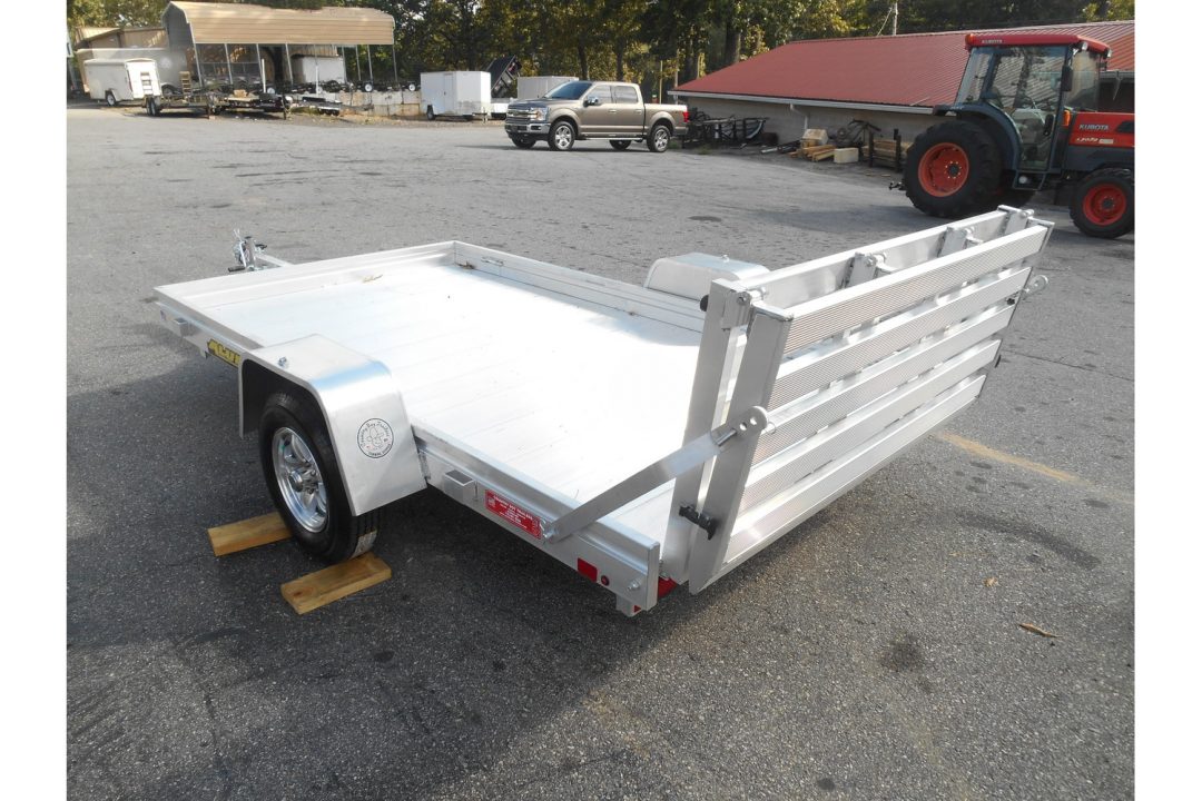 New 2027 Aluma 72"x10' Utility, Bi-Fold Tailgate, 7" Sides 7210H-S-BT