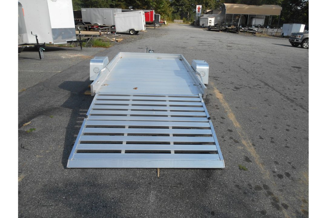 New 2027 Aluma 72"x10' Utility, Bi-Fold Tailgate, 7" Sides 7210H-S-BT
