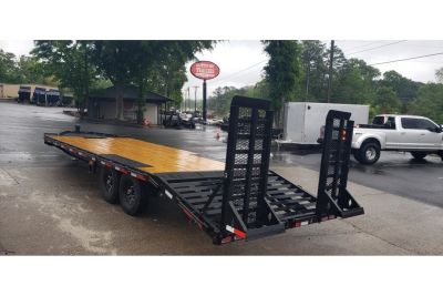 New 2026 Diamond C 8.5x20' Equipment, Deckover w/Dove & Ramps DEC207