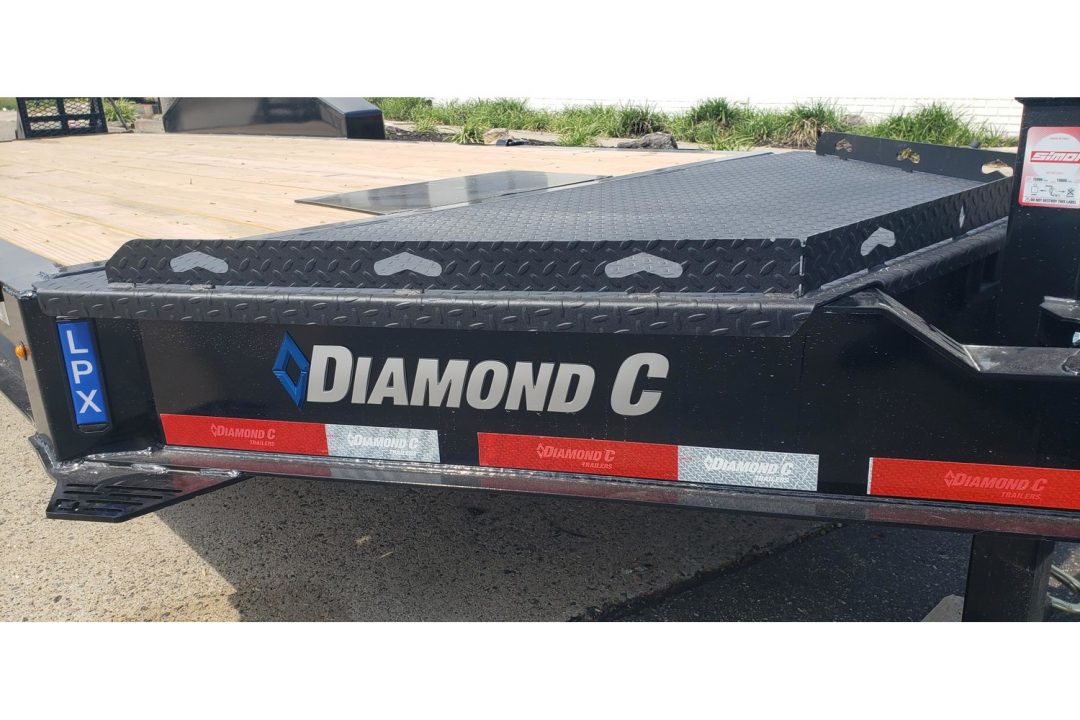 New 2026 Diamond C 82'x22' Equipment, Triple Axle, 24k GVWR, Ramps LPX307