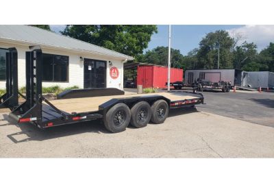 New 2026 Diamond C 82'x22' Equipment, Triple Axle, 24k GVWR, Ramps LPX307