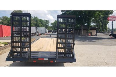 New 2026 Diamond C 82'x22' Equipment, Triple Axle, 24k GVWR, Ramps LPX307