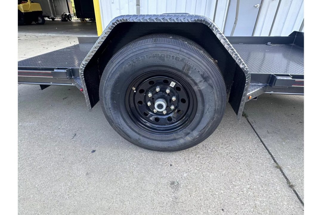 New 2026 Diamond C 77x12' Tilt Deck, 7k axle, DSA107