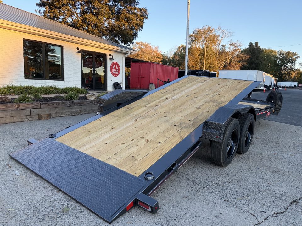 New 2027 Diamond C 82x22' Equipment, 16' Tilt, 6' Stationary HDT210