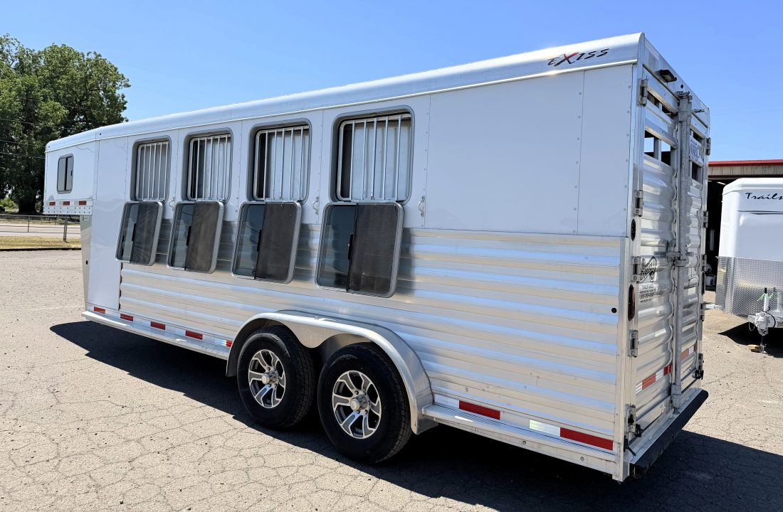 Used 2022 Exiss Trailer 4 Horse Gooseneck Slant Load GREAT CONDITION