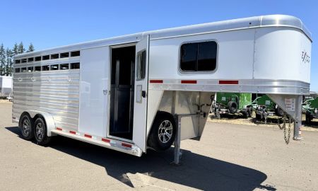Used 2022 Exiss Trailer 4 Horse Gooseneck Slant Load GREAT CONDITION