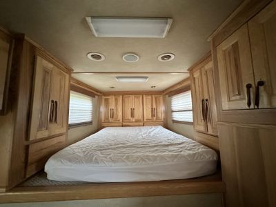 Used 2004 4-Star Trailers 4H 12' LQ Horse Trailer