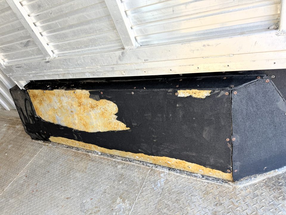 Used 1997 Sooner 2 Horse Stock / Stock Combo Trailer