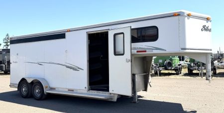 Used 2005 SilverLite Freedom 4 Horse Gooseneck Trailer