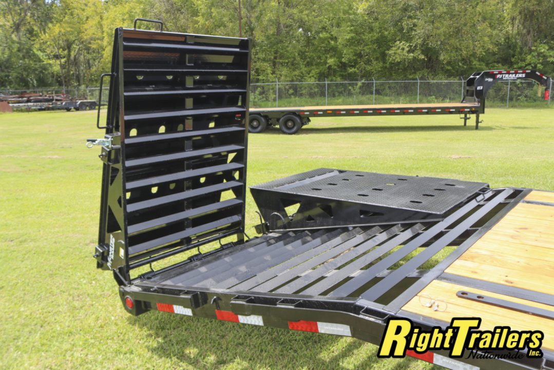 New 2026 PJ Trailers 8.5X35 GOOSENECK EQUIPMENT TRAILER