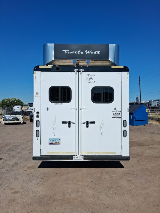 Used 2019 Trails West CLASSIC ALUMINUM 3H 16'LQ W/ SLIDE Horse Trailer