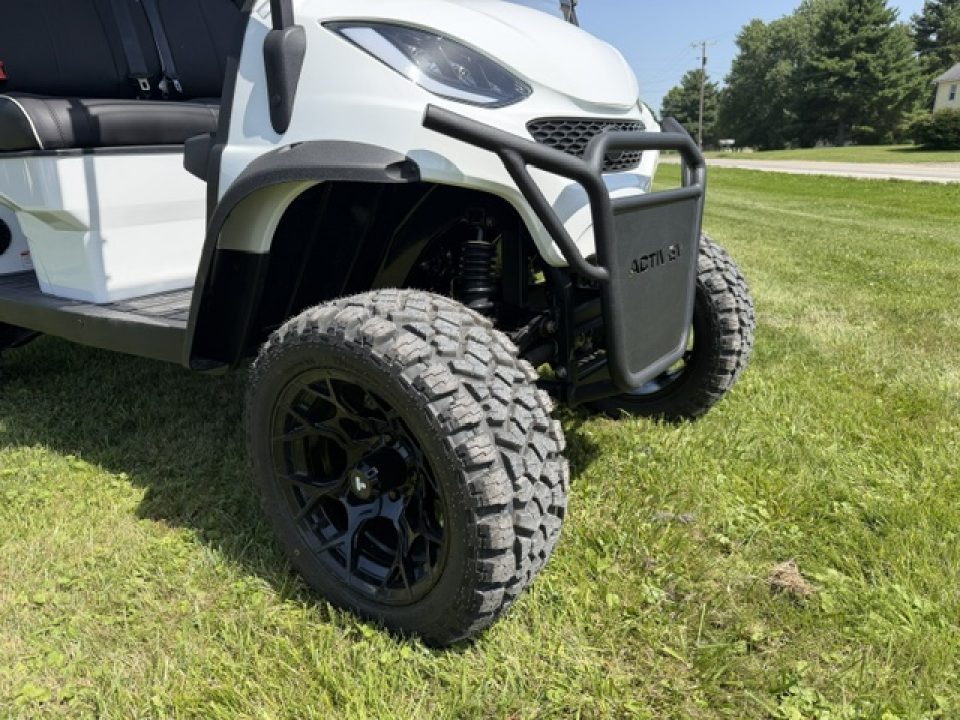 2027 Activev photo 6