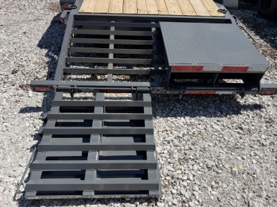 New 2026 Top Hat 14EB-22MR 14K Equipment Trailer