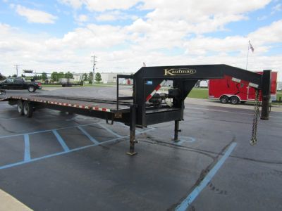 Used 2017 Kaufman Trailers 8 x 34 Gooseneck Car Hauler Deckover Trailer 16K / Winch
