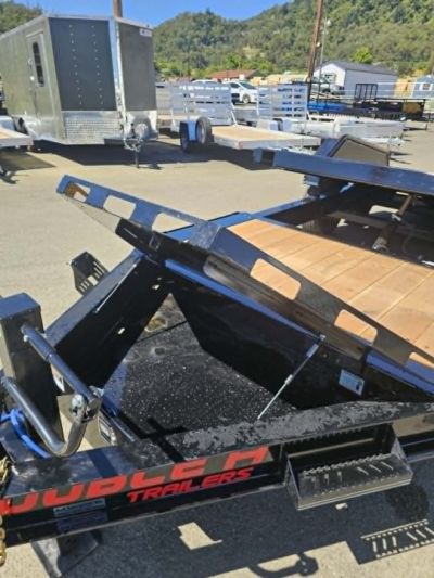 New SALE! SPLIT-TILT 2027 DOUBLE A CT147-20 82"X20' 17,500 GVWR EQUIPMENT TRAILER FENDER GUARDS