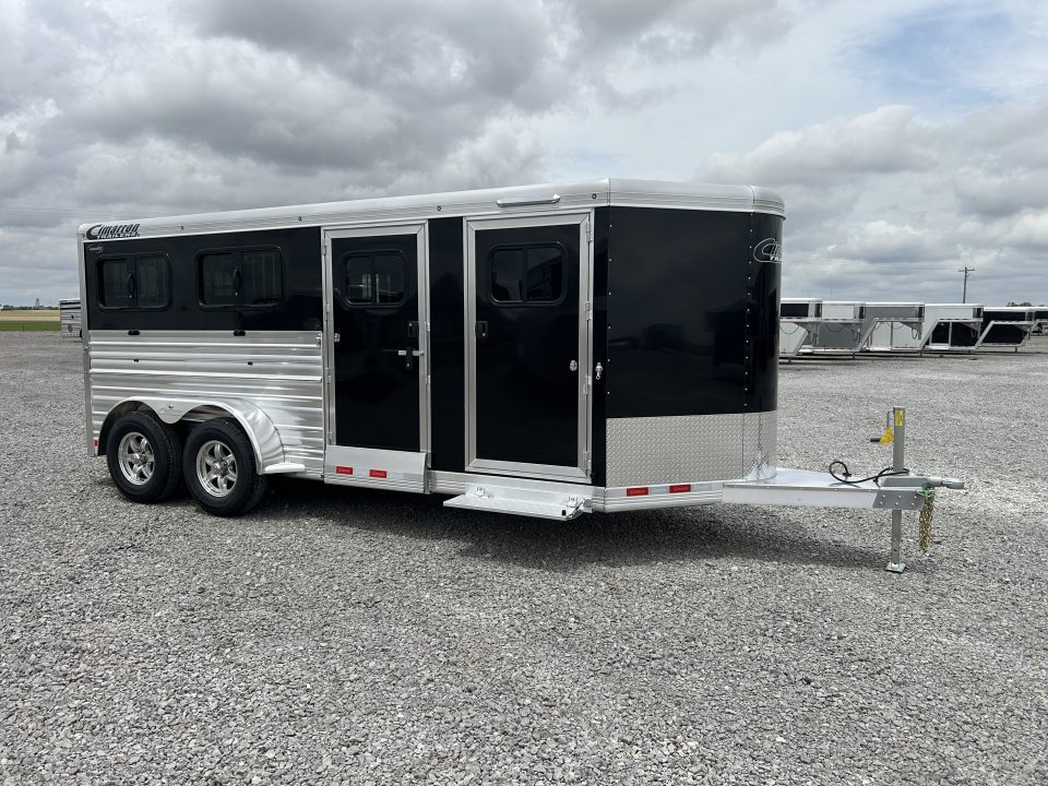 New 2027 Cimarron Showstar 050 Bumperpull Pen System