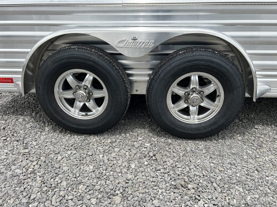 New 2027 Cimarron Showstar 050 Bumperpull Pen System