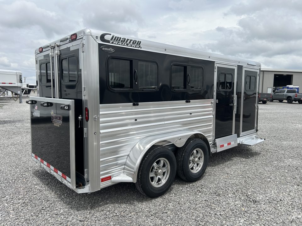 New 2027 Cimarron Showstar 050 Bumperpull Pen System