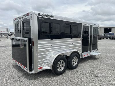 New 2027 Cimarron Showstar 050 Bumperpull Pen System