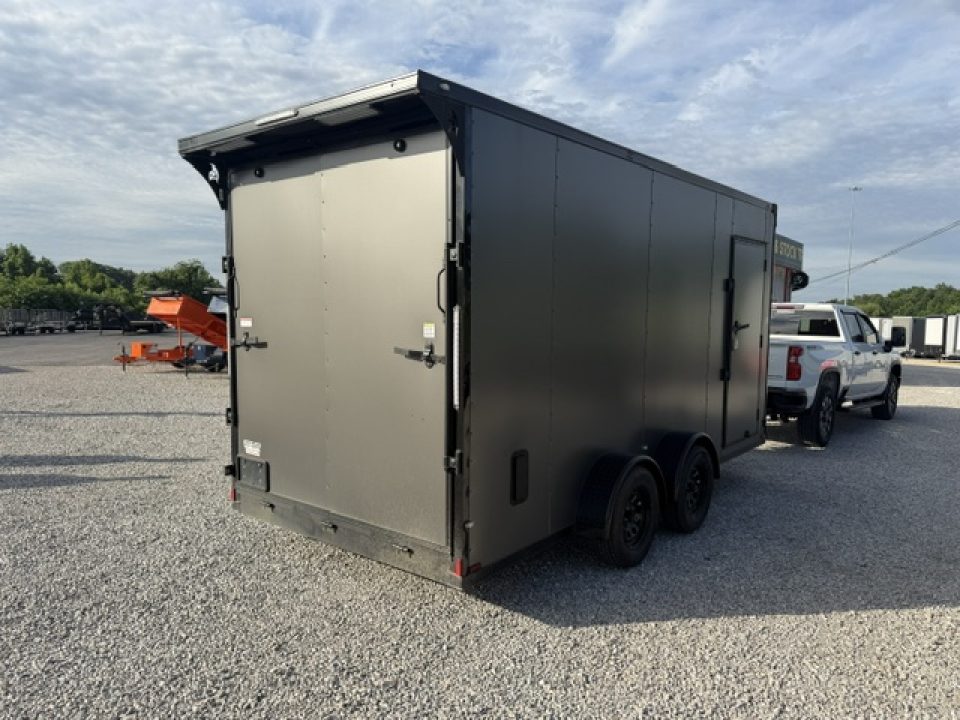 New Outlaw 7x16 7k Torsion Spread W/ Wing Charcoal/B/O- 7' 6" Interior Height