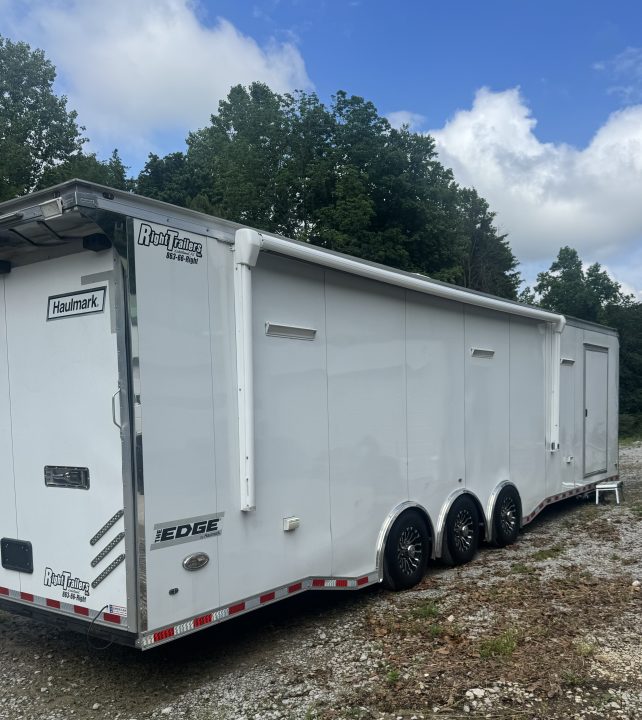 2021 Haulmark 34' Tag Trailer photo 2