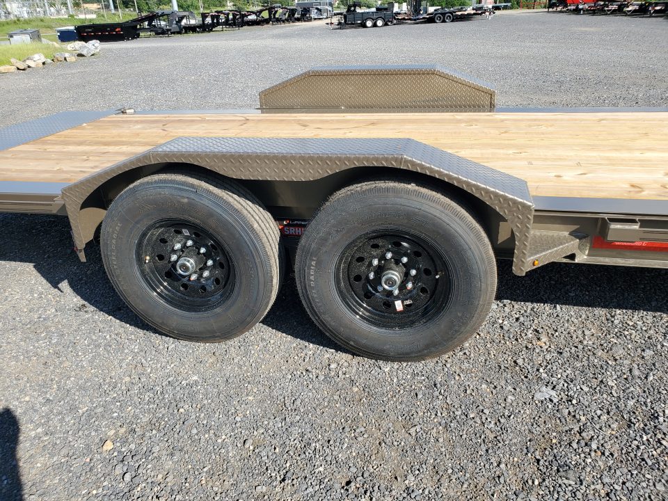 New 2026 Diamond C Trailers HDT207 Equipment Split Tilt Trailer / 15,500 GVWR / 82"x20'