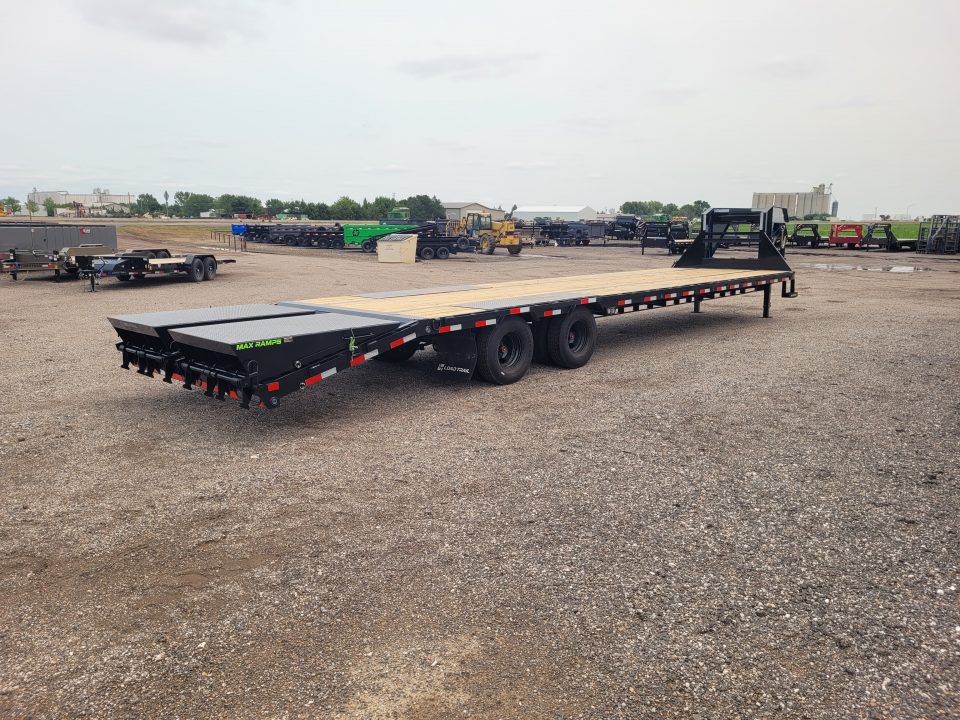 New 2027 Load Trail 102"x36' Gooseneck Deckover Trailer