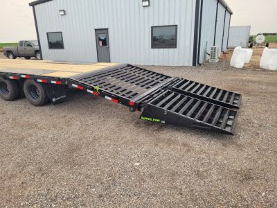 New 2027 Load Trail 102"x36' Gooseneck Deckover Trailer