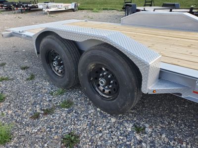 New 2026 Diamond C Trailers HDT207 Equipment Split Tilt Trailer / 15,500 GVWR / 82"x22'