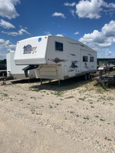 Used 2006 Holiday gooseneck camper Cargo / Enclosed Trailer