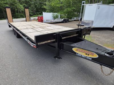 New 2026 Econoline 102X27 FOOT 10 TON EQUIPMENT TRAILER WITH 17.5 SUPER SINGLES WHEELS 16 PLY TIRES WOOD FILLED RAMPS HD Equipment Trailer