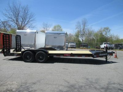 New 2027 Diamond C 82x22' Equipment, Low Profile, 2' Dove w/Ramps LPX207