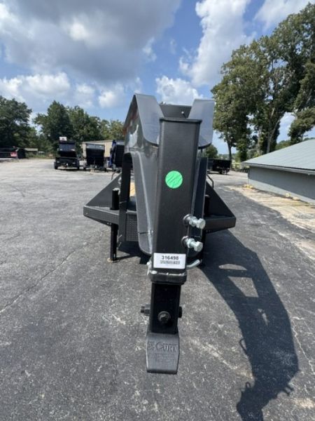 New DiamondC 30' Gooseneck, Hydraulic Dove & Jacks, 25K GVWR, FMAX 210 HDT