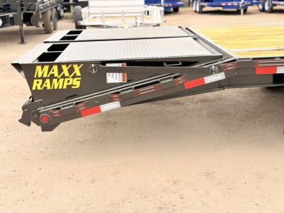 New 2027 Diamond T 8.5-28 Single Wheel Gooseneck Deckover Equipment Hauler W/ MAXX Ramps 16K GVWR