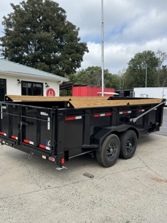 New 2027 Diamond C 82x16' Dump, 32" Sides, 7GA, Bluetooth LPT207