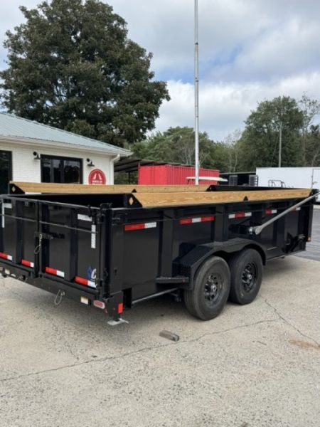 New 2027 Diamond C 82x16' Dump, 32" Sides, 7GA, Bluetooth LPT207