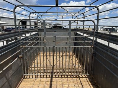 Used 2007 W-W Roustabout 99477 Livestock/Show Cattle