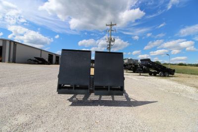 New 2026 Diamond T 10225DTF240 Flatbed Trailer